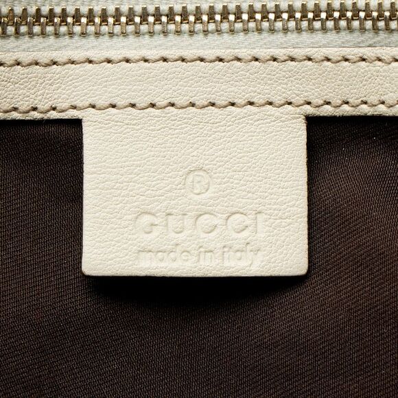 Gucci GG Canvas Pelham Small Shoulder Bag - Picture 8 of 10